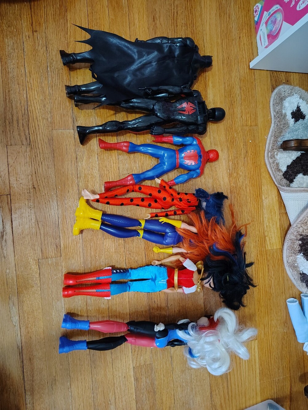 Mattel DC Superhero Girls Dolls And Action Figures (Lot Of 7) - Picture 2 of 2